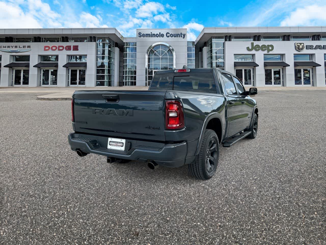 RAM 1500 Big Horn de 2026, cabina doble, tracción 4x4, caja de 1,70 m