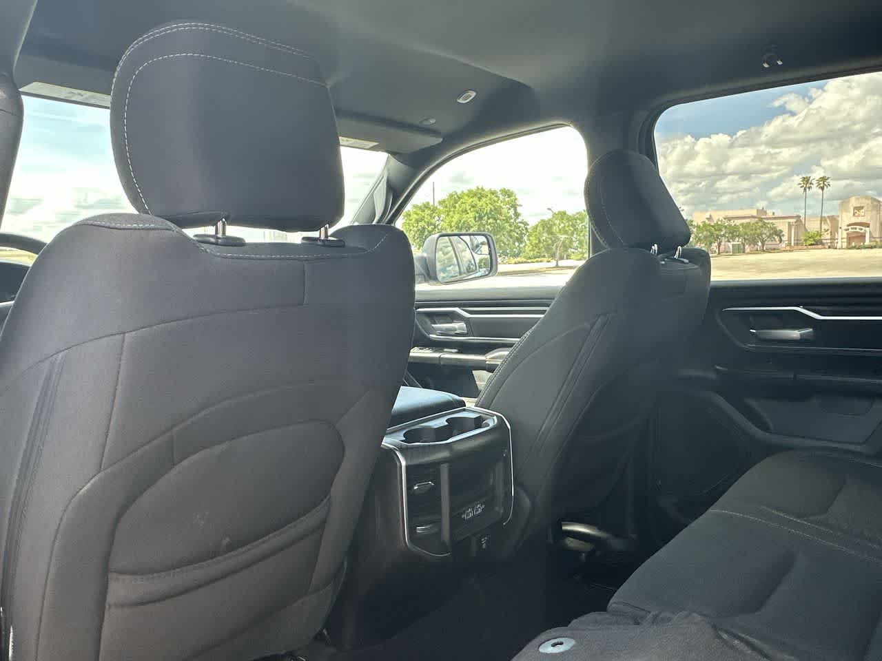 2025 RAM 1500 Big Horn Cabina Doble 4x4 Caja de 5'7'