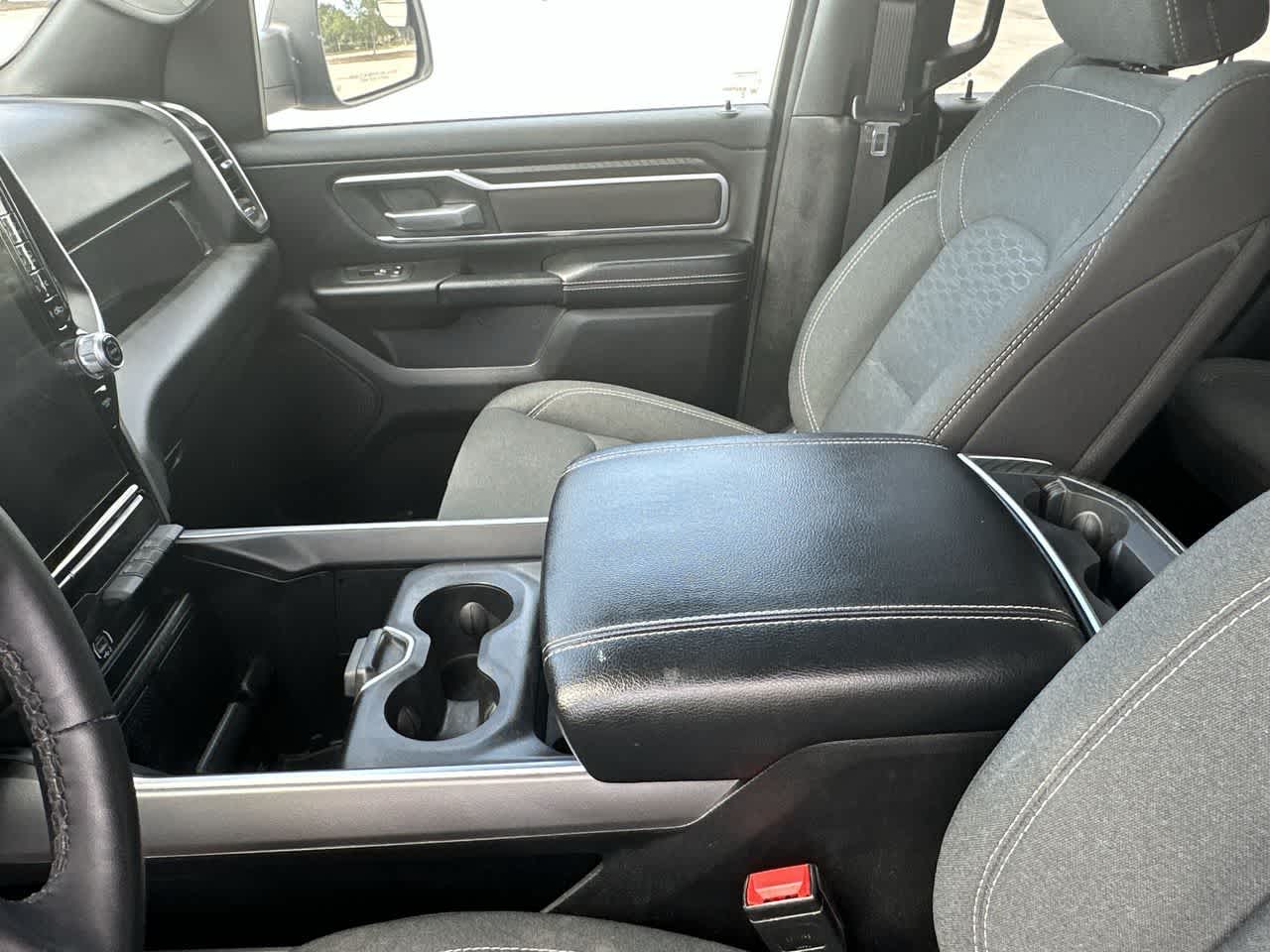 2025 RAM 1500 Big Horn Cabina Doble 4x4 Caja de 5'7'
