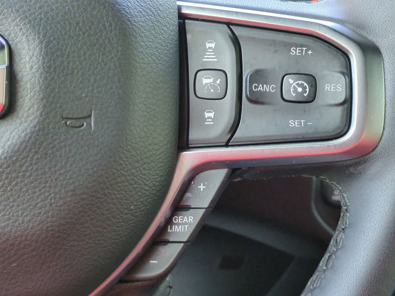 RAM 1500 Big Horn de 2026, cabina doble, tracción 4x4, caja de 1,70 m