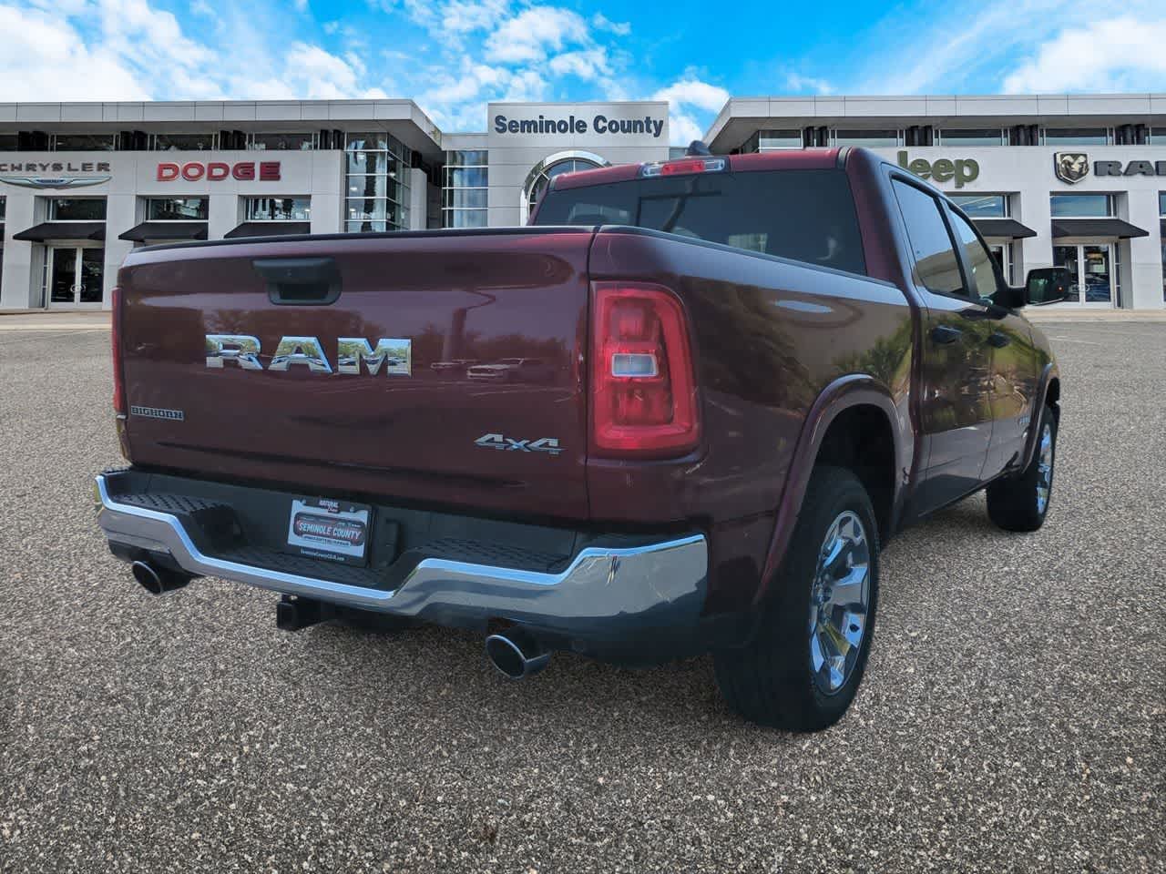 RAM 1500 Big Horn de 2026, cabina doble, tracción 4x4, caja de 1,70 m
