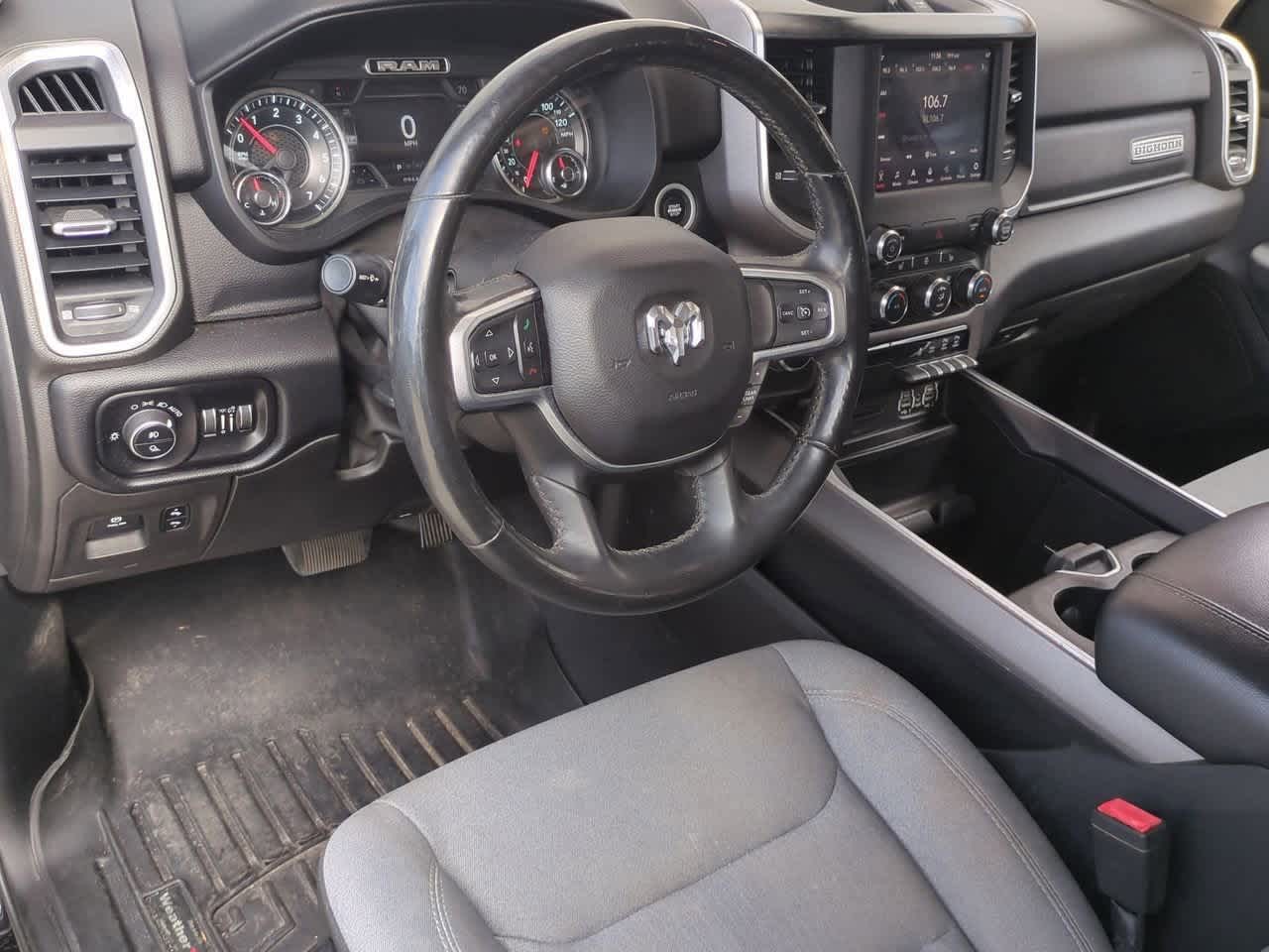 RAM 1500 Big Horn/Lone Star Crew Cab 4x4 5'7' Caja 2019