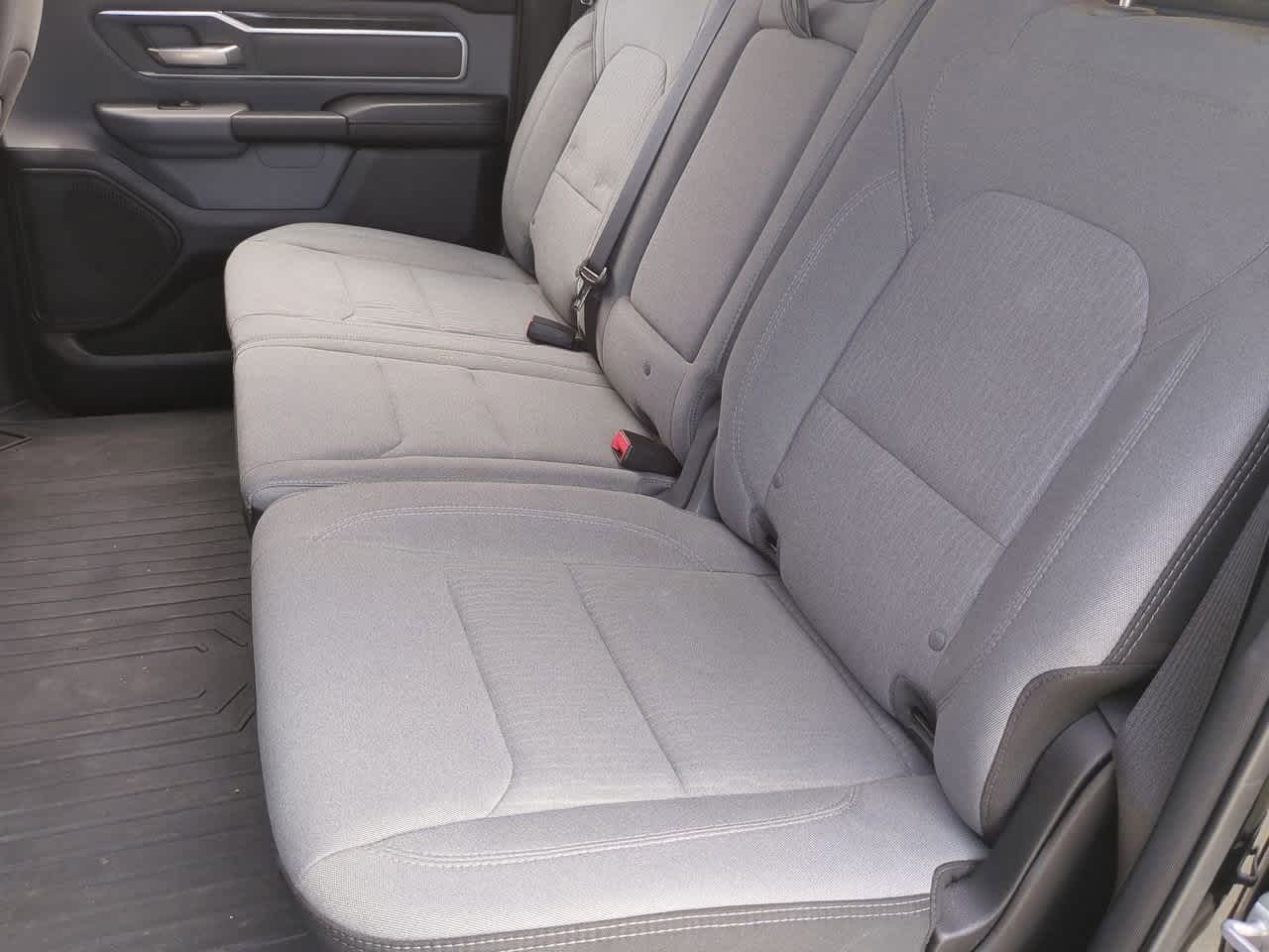 RAM 1500 Big Horn/Lone Star Crew Cab 4x4 5'7' Caja 2019