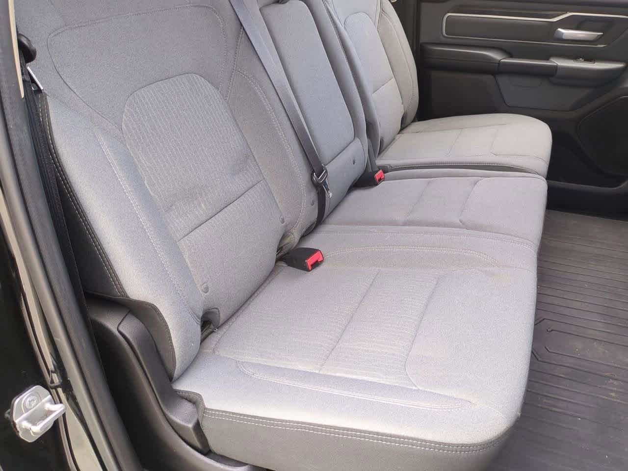 RAM 1500 Big Horn/Lone Star Crew Cab 4x4 5'7' Caja 2019