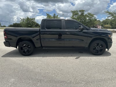 RAM 1500 Big Horn de 2023, cabina doble, tracción 4x4, caja de 1,70 m