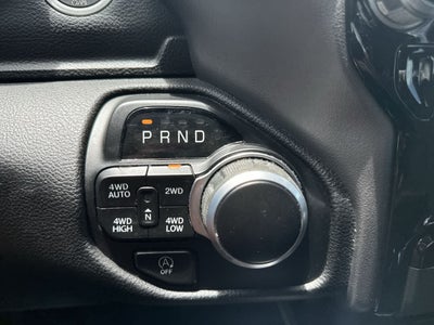 RAM 1500 Big Horn de 2023, cabina doble, tracción 4x4, caja de 1,70 m