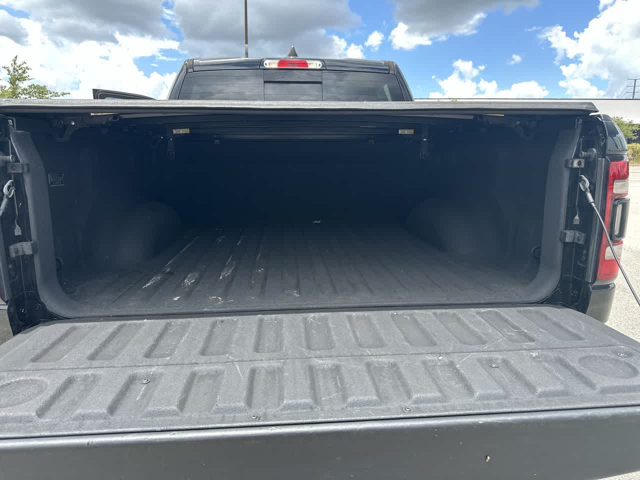 RAM 1500 Big Horn de 2023, cabina doble, tracción 4x4, caja de 1,70 m