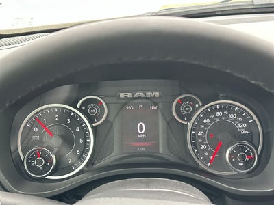 RAM 1500 de 2026, RAM 1500 BIG HORN, cabina doble, 4x4, caja de 5'7'
