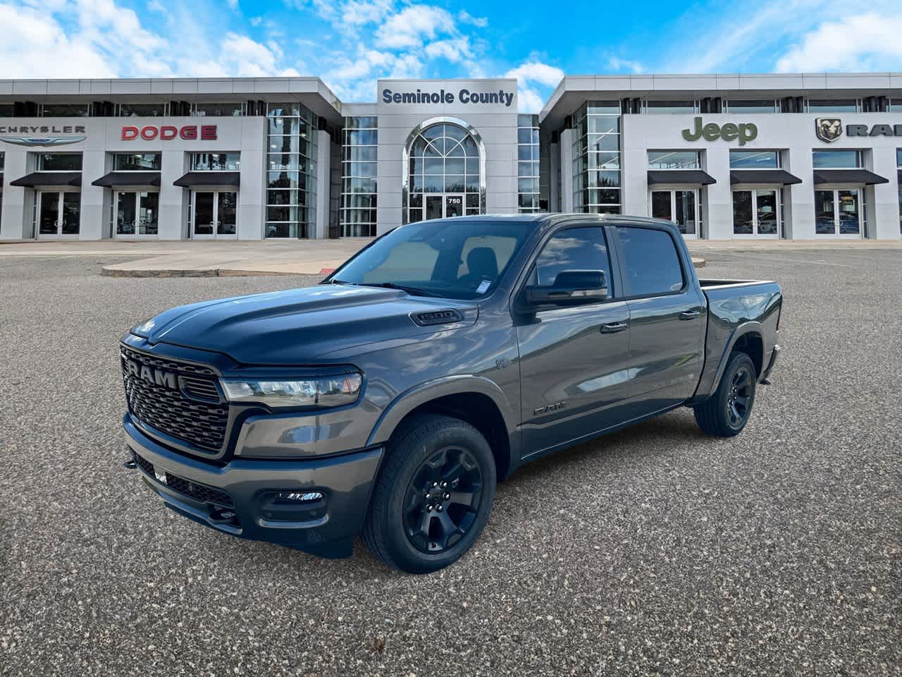 RAM 1500 de 2027, RAM 1500 BIG HORN, CABINA DOBLE, 4X4, CAJA DE 5'7'