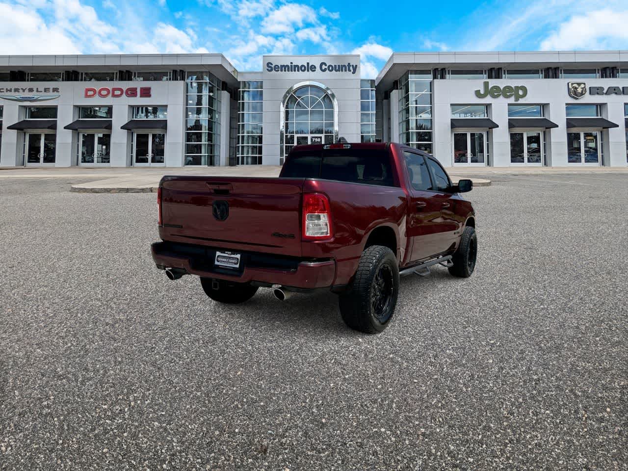 2022 RAM 1500 Big Horn Cabina Doble 4x4 Caja de 5'7''