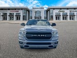 RAM 1500 Big Horn Crew Cab 4x4 de 2021 con caja de 5'7'