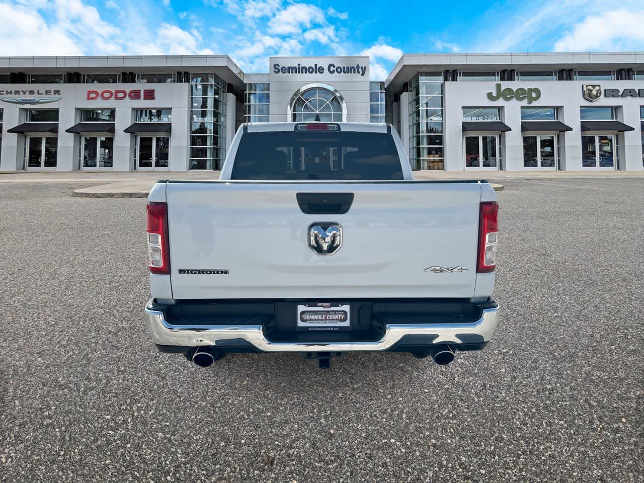 RAM 1500 Big Horn de 2023, cabina doble, tracción 4x4, caja de 1,70 m