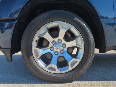 2022 RAM 1500 Big Horn Cabina Doble 4x4 Caja de 5'7''