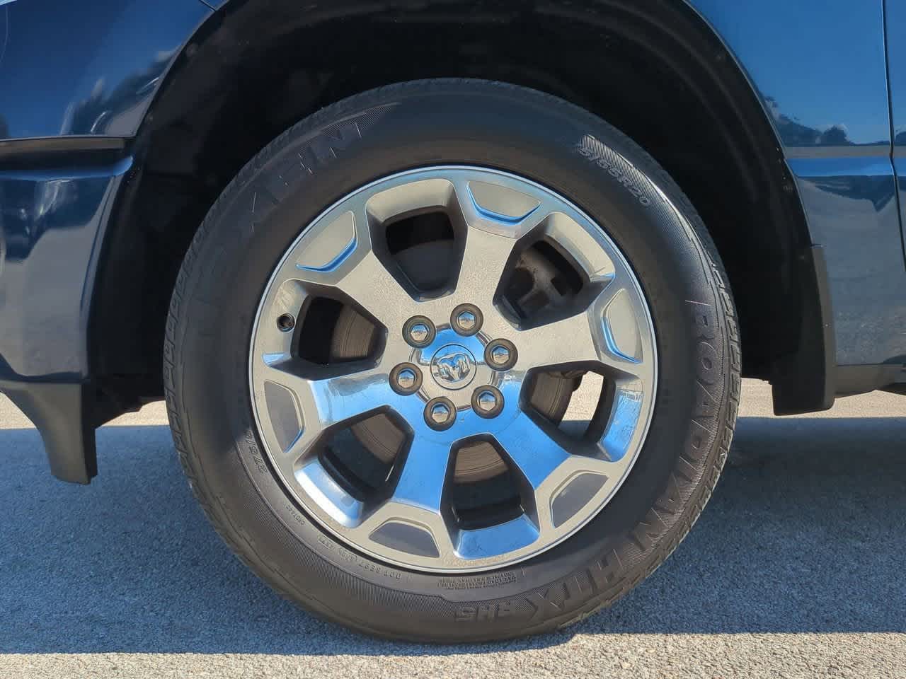 2022 RAM 1500 Big Horn Cabina Doble 4x4 Caja de 5'7''