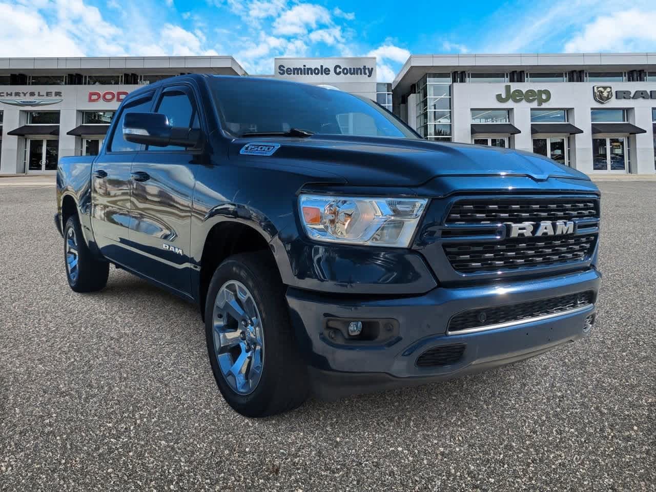 2022 RAM 1500 Big Horn Cabina Doble 4x4 Caja de 5'7''
