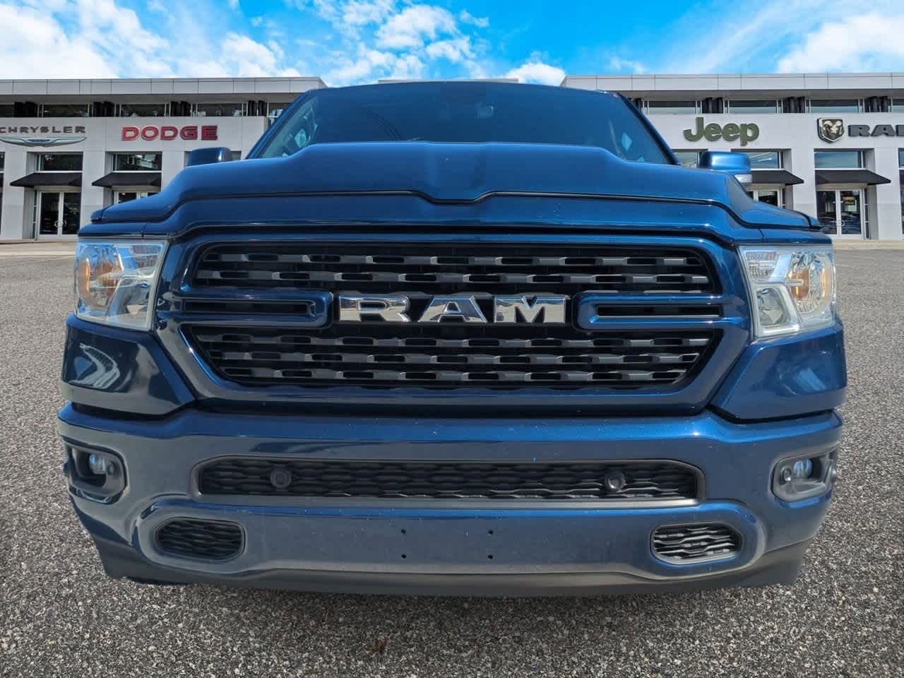 2022 RAM 1500 Big Horn Cabina Doble 4x4 Caja de 5'7''