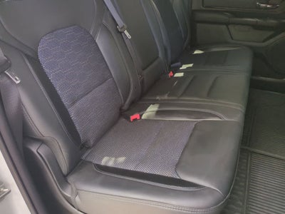 RAM 1500 Big Horn de 2023, cabina doble, tracción 4x4, caja de 1,70 m