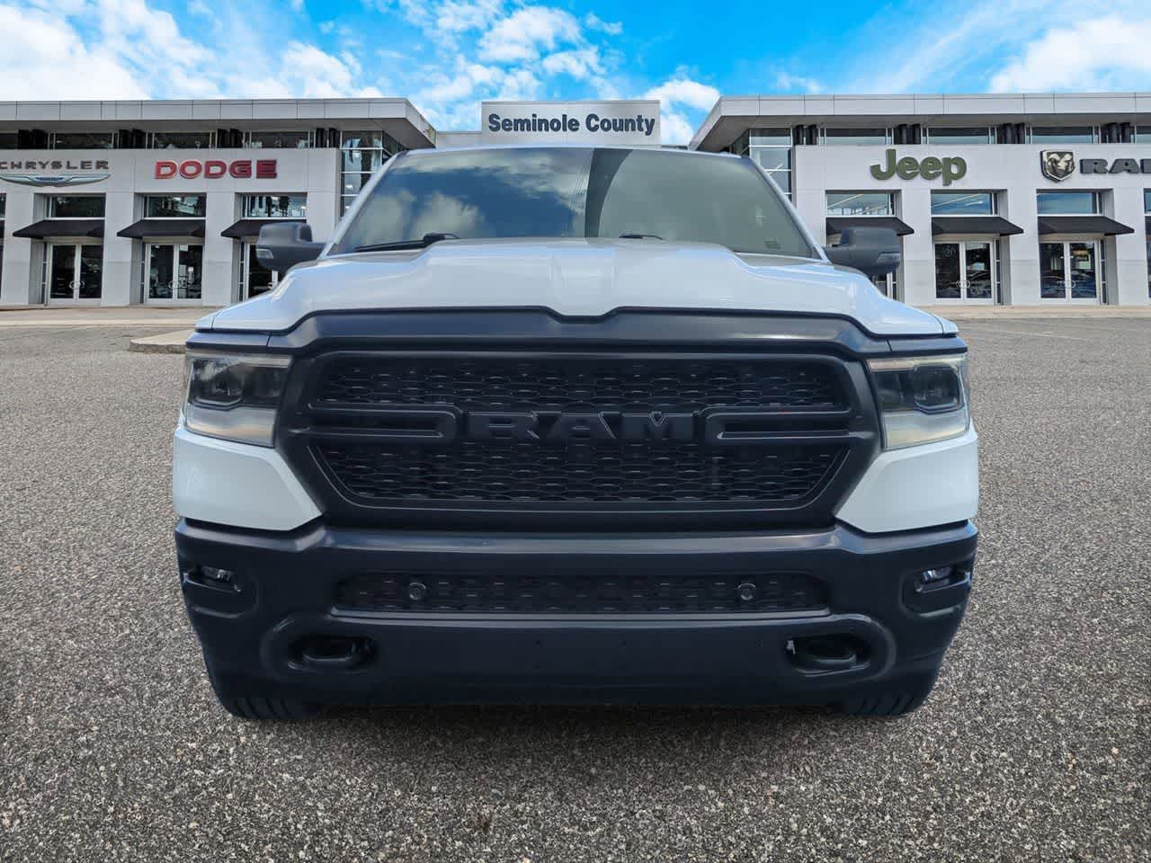 RAM 1500 Big Horn de 2023, cabina doble, tracción 4x4, caja de 1,70 m