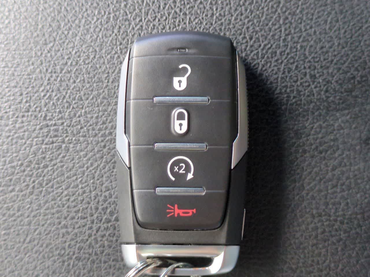 RAM 1500 Big Horn de 2023, cabina doble, tracción 4x4, caja de 1,70 m