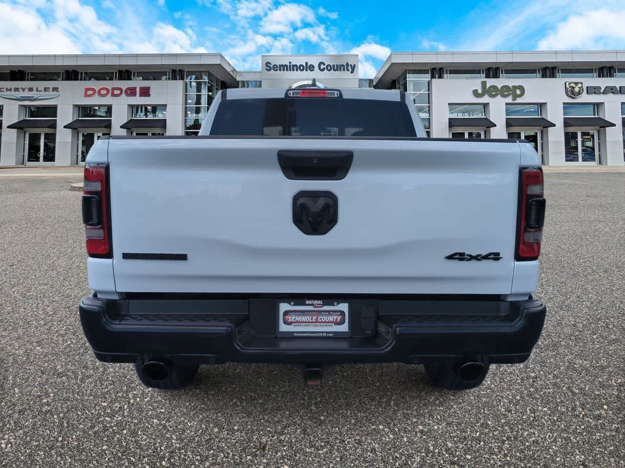 RAM 1500 Big Horn de 2023, cabina doble, tracción 4x4, caja de 1,70 m