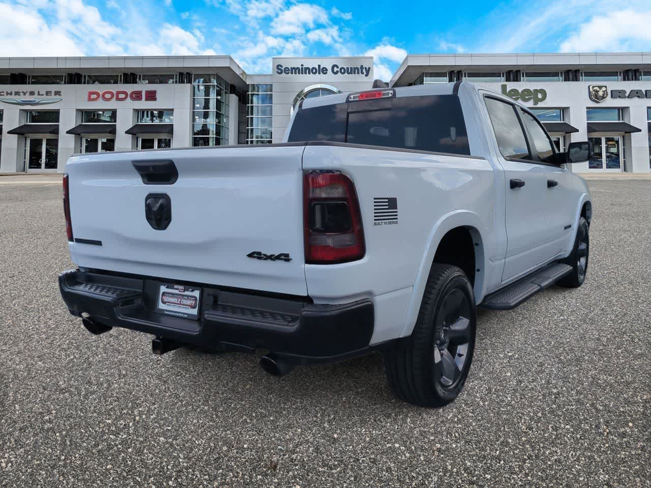 RAM 1500 Big Horn de 2023, cabina doble, tracción 4x4, caja de 1,70 m