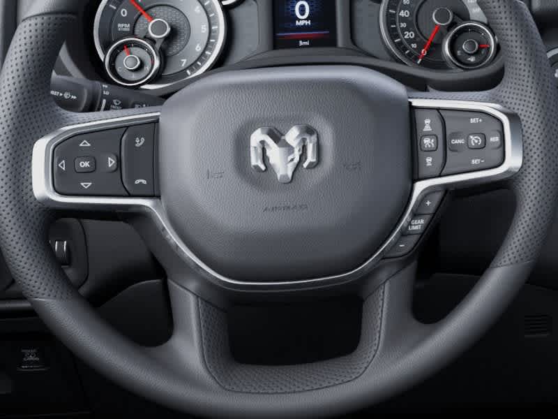 RAM 1500 del 2026, RAM 1500 TRADESMAN, cabina doble, 4x4, caja de 1,70 m