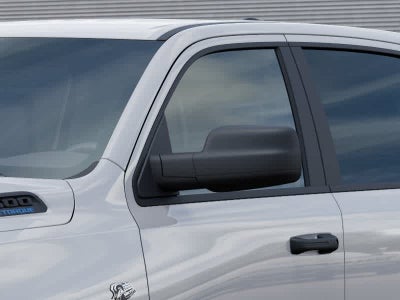 RAM 1500 WARLOCK de 2026, cabina doble, tracción 4x4 y caja de 1,70 m