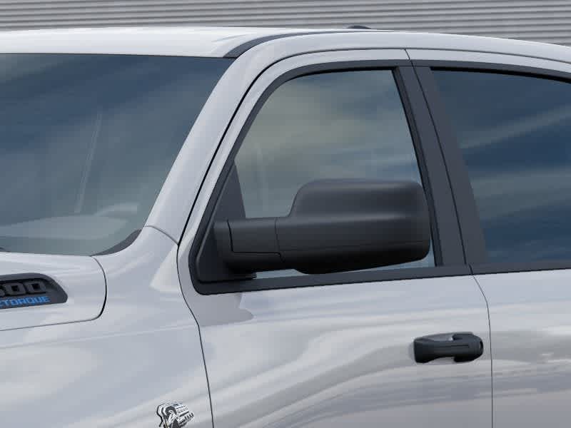 RAM 1500 WARLOCK de 2026, cabina doble, tracción 4x4 y caja de 1,70 m