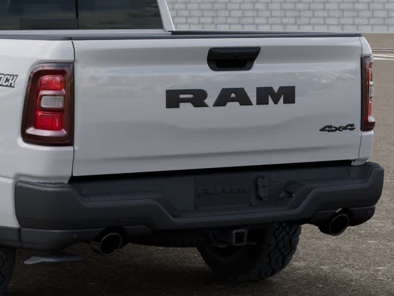 RAM 1500 WARLOCK de 2026, cabina doble, tracción 4x4 y caja de 1,70 m
