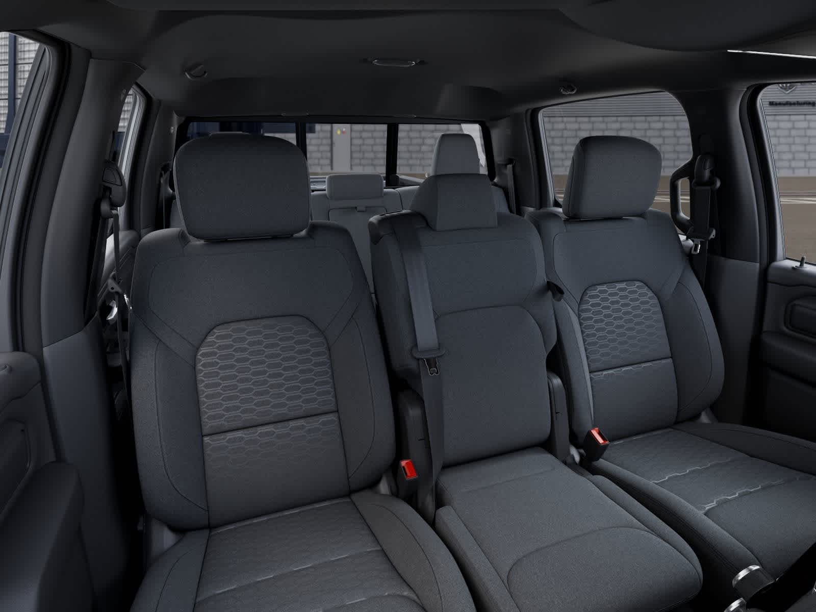 RAM 1500 WARLOCK de 2026, cabina doble, tracción 4x4 y caja de 1,70 m