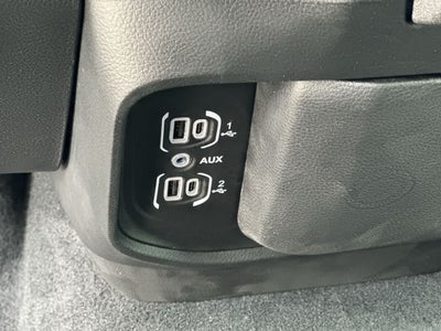 RAM 1500 de 2026, RAM 1500 WARLOCK, cabina doble, 4x4, caja de 5'7'