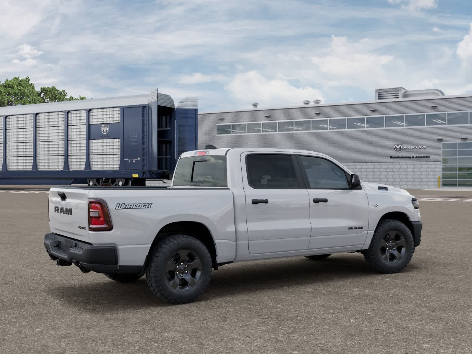 RAM 1500 WARLOCK de 2026, cabina doble, tracción 4x4 y caja de 1,70 m