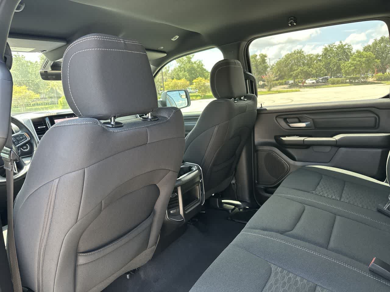 2026 RAM Ram 1500 RAM 1500 EXPRESS CREW CAB 4X4 5'7' BOX