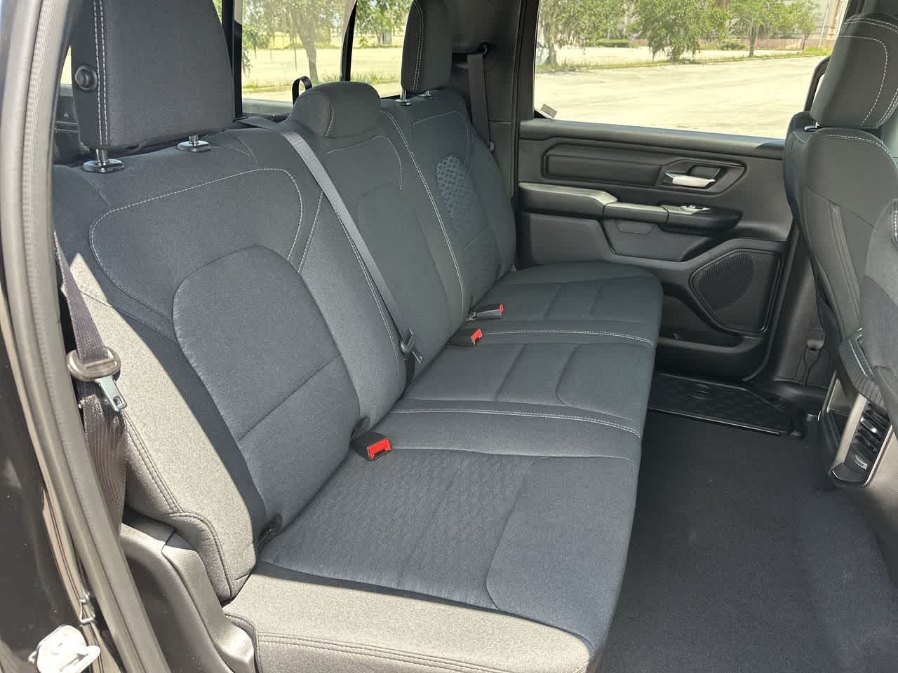 2026 RAM Ram 1500 RAM 1500 EXPRESS CREW CAB 4X4 5'7' BOX