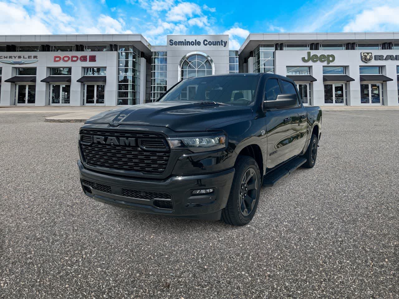 2026 RAM Ram 1500 RAM 1500 EXPRESS CREW CAB 4X4 5'7' BOX