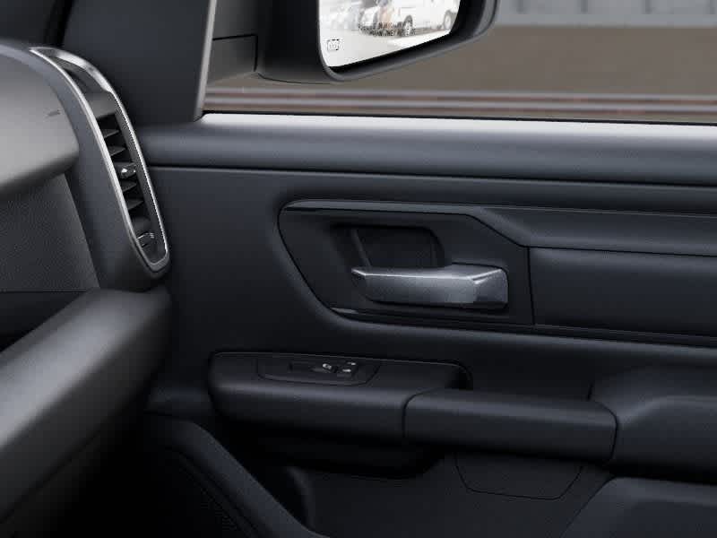 RAM 1500 de 2026, RAM 1500 EXPRESS, cabina doble, 4x4, caja de 5'7'