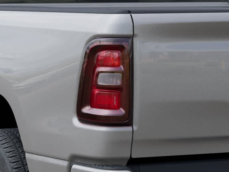 RAM 1500 de 2026, RAM 1500 EXPRESS, cabina doble, 4x4, caja de 5'7'