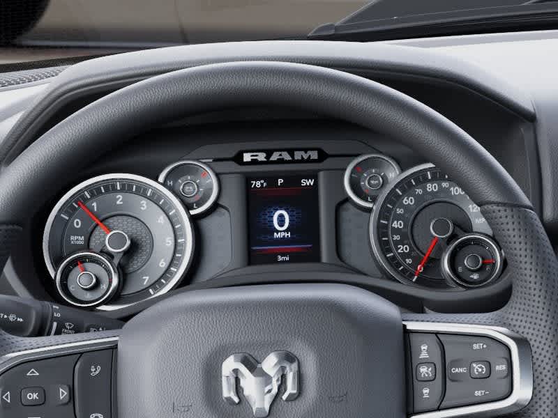 RAM 1500 de 2027, RAM 1500 EXPRESS, cabina doble, 4x4, caja de 5'7'