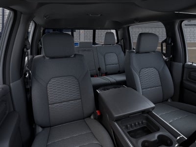 RAM 1500 de 2026, RAM 1500 EXPRESS, cabina doble, 4x4, caja de 5'7'