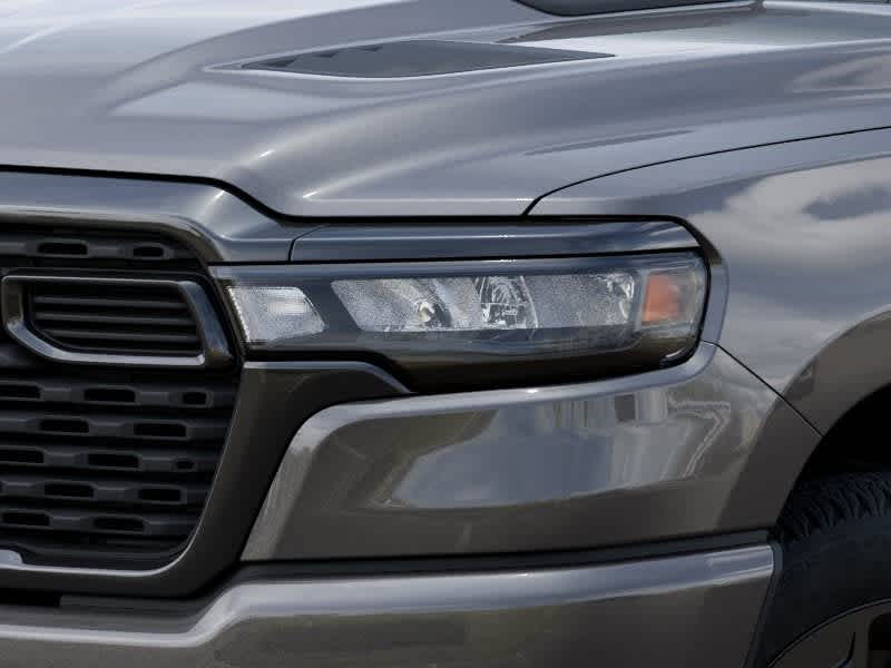 RAM 1500 de 2027, RAM 1500 EXPRESS, cabina doble, 4x4, caja de 5'7'