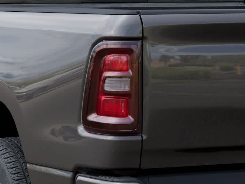 RAM 1500 de 2027, RAM 1500 EXPRESS, cabina doble, 4x4, caja de 5'7'