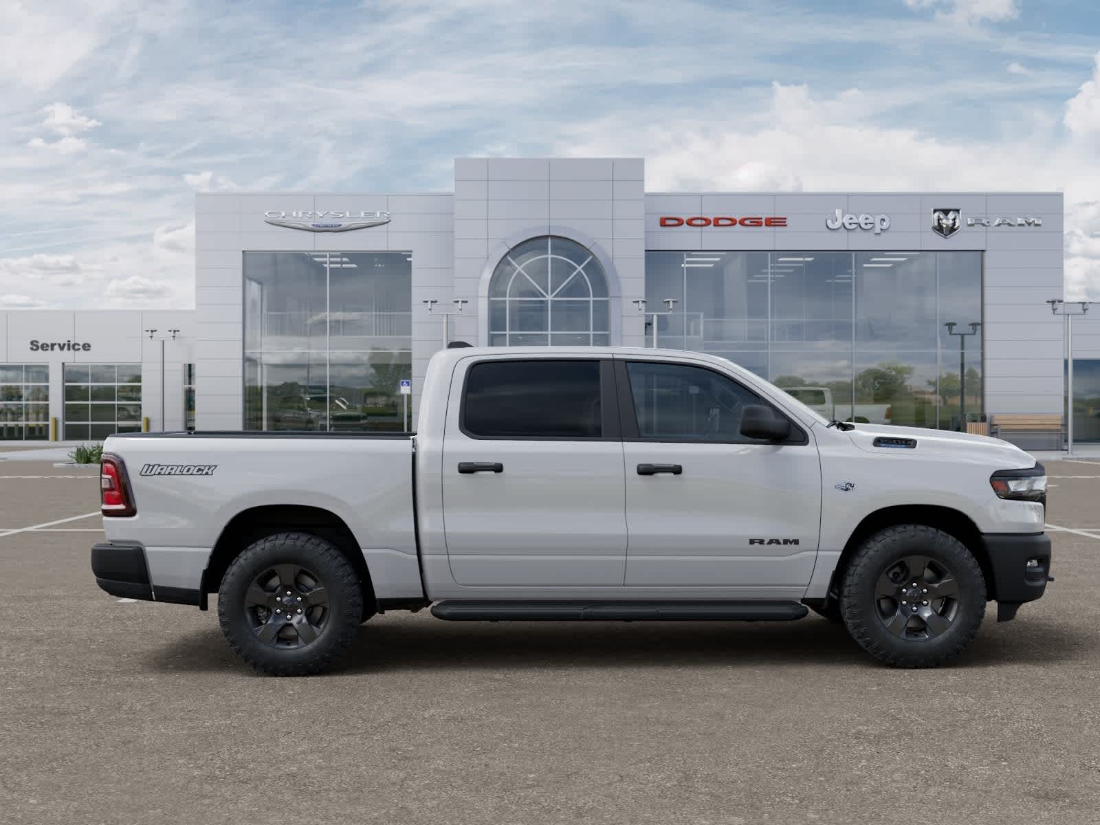 RAM 1500 WARLOCK de 2026, cabina doble, tracción 4x4 y caja de 1,70 m