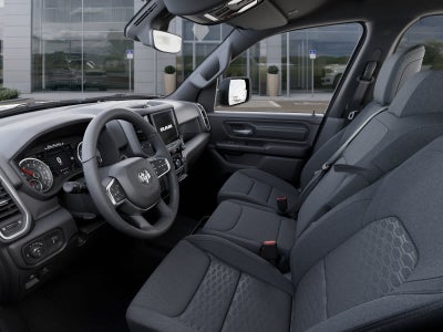 RAM 1500 WARLOCK de 2026, cabina doble, tracción 4x4 y caja de 1,70 m
