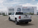 RAM 1500 WARLOCK de 2026, cabina doble, tracción 4x4 y caja de 1,70 m