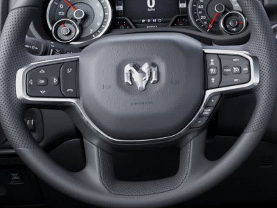RAM 1500 de 2026, RAM 1500 EXPRESS, cabina doble, 4x4, caja de 5'7'