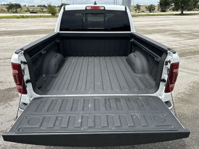 RAM 1500 Limited Crew Cab 4x4 5'7' Caja 2020