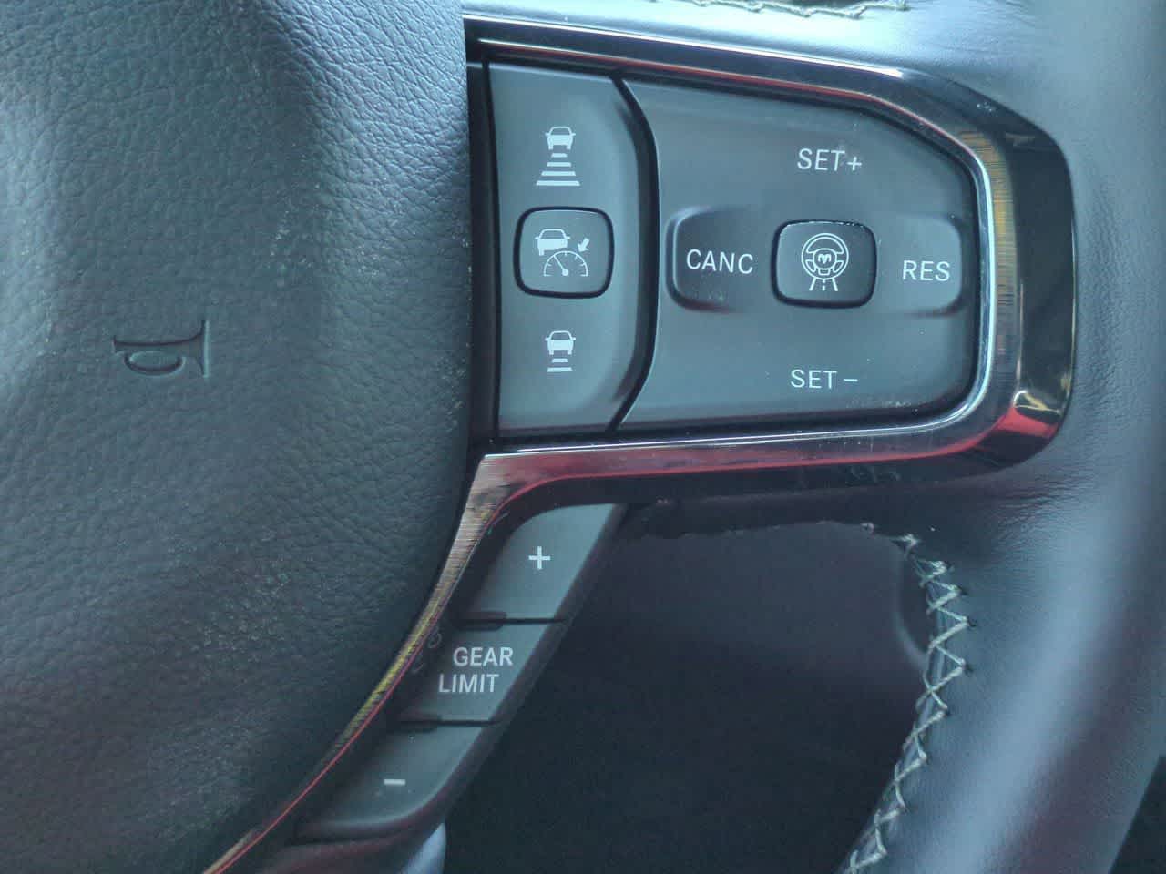 2026 RAM Ram 1500 RAM 1500 LIMITED CREW CAB 4X4 5'7' BOX