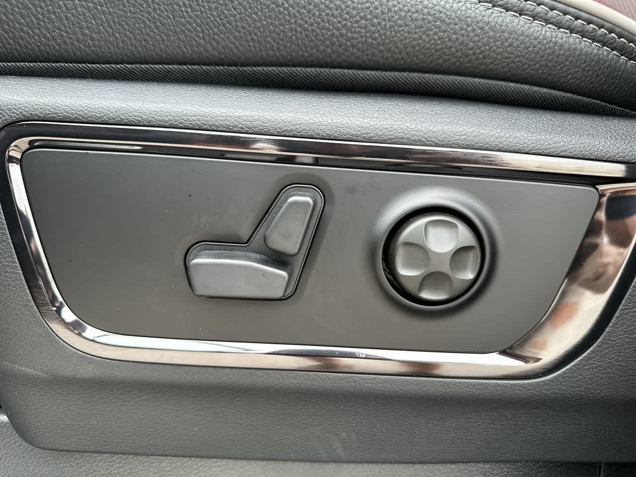 RAM 1500 de 2027, RAM 1500 LIMITED, cabina doble, 4x4, caja de 5'7'