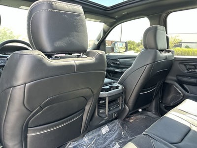 RAM 1500 de 2027, RAM 1500 LIMITED, cabina doble, 4x4, caja de 5'7'