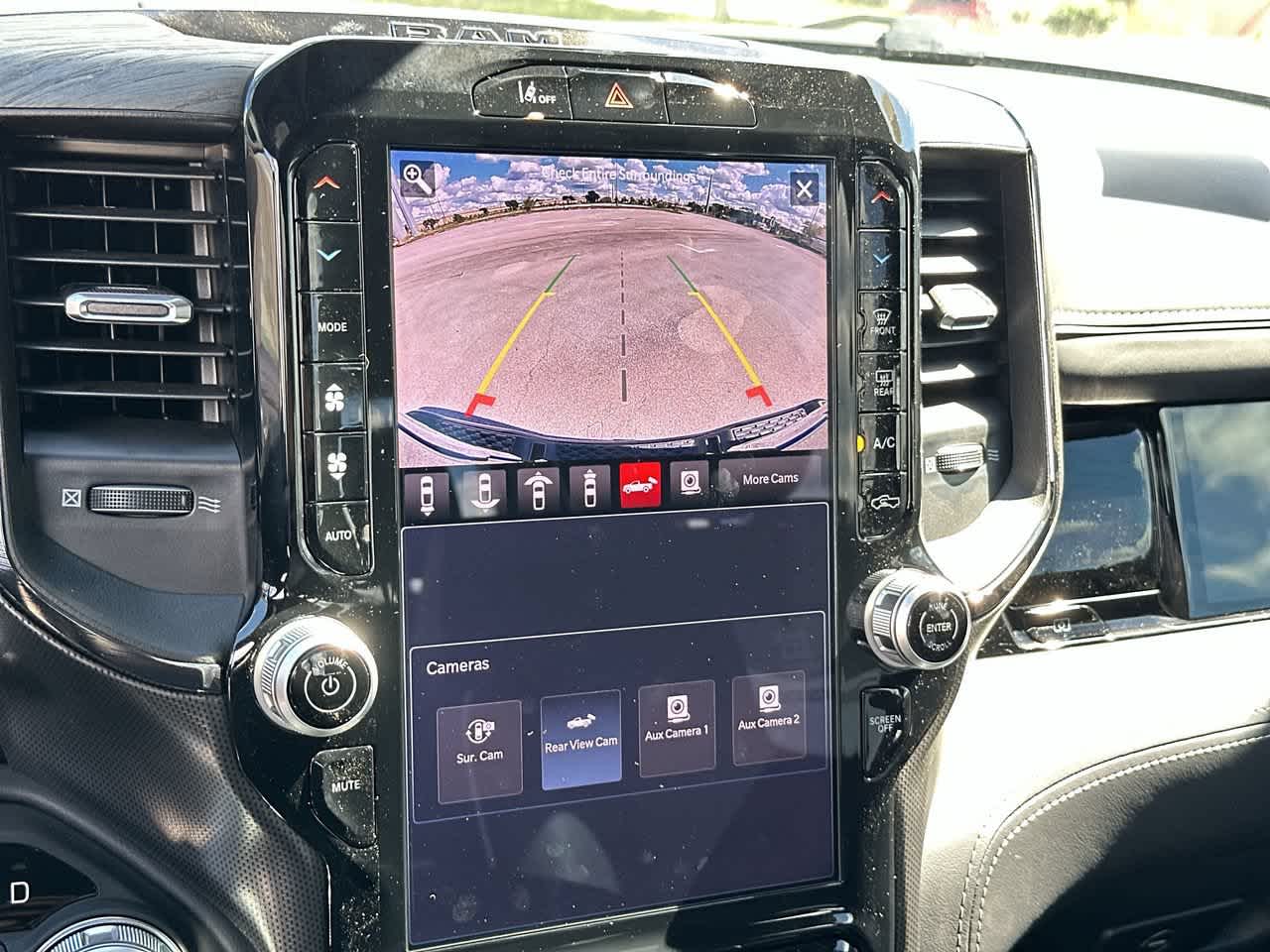 RAM 1500 de 2027, RAM 1500 LIMITED, cabina doble, 4x4, caja de 5'7'